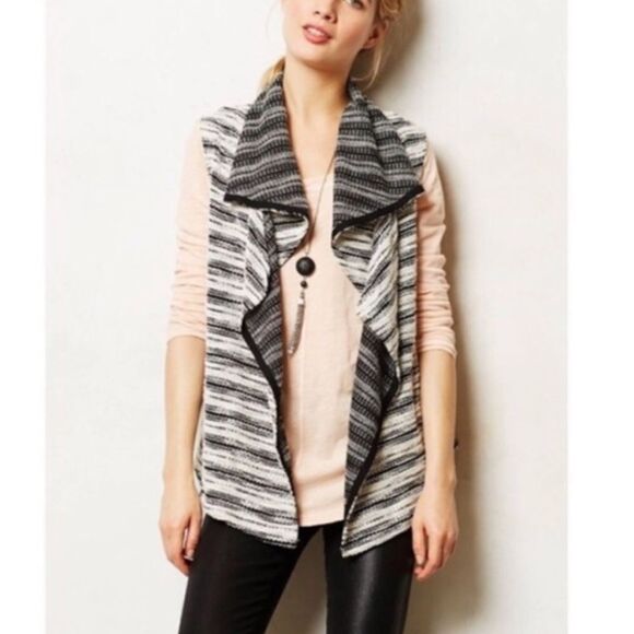 Anthropologie Dolan T-Shirt Sleeveless Cascade Cardigan Vest Size Medium - Picture 1 of 9